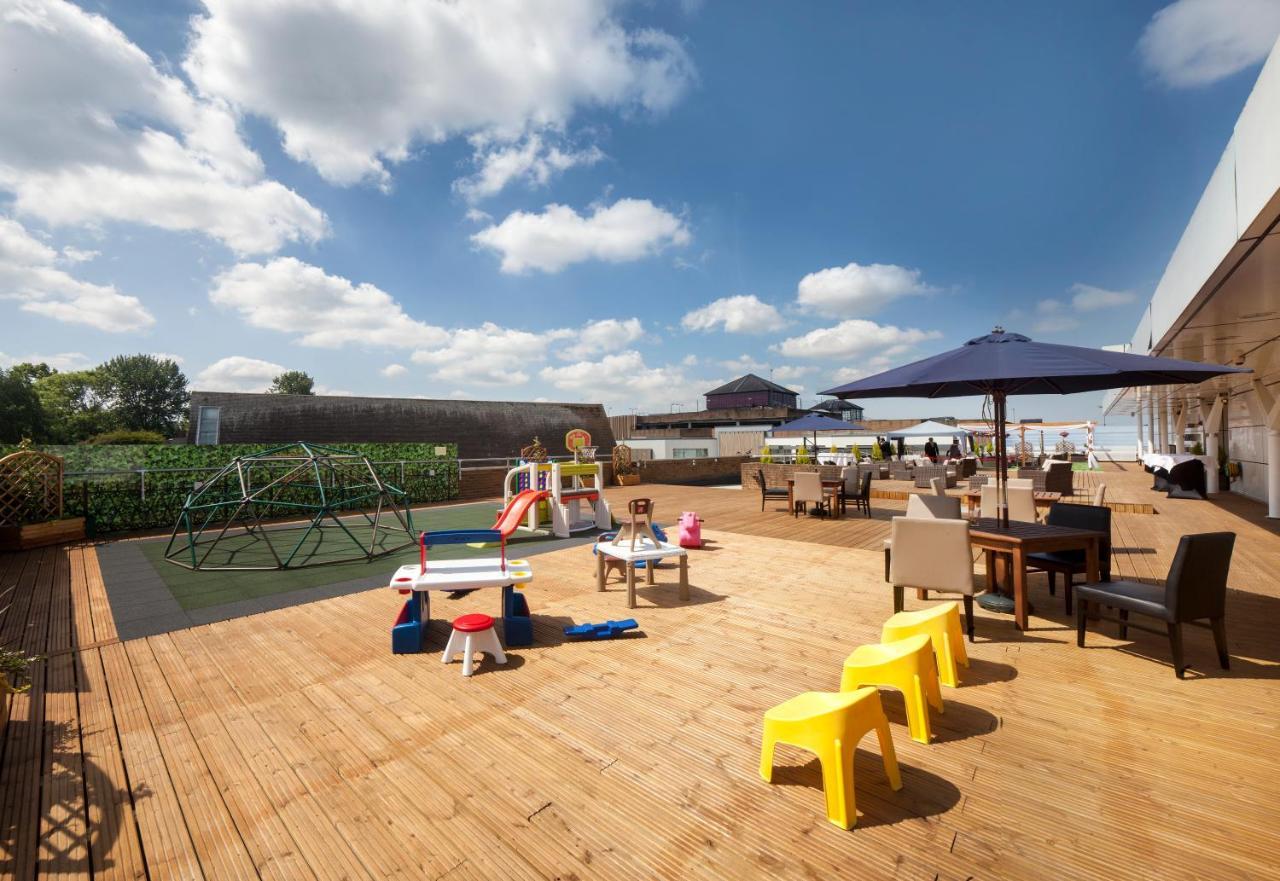 Grange Bracknell Hotel Экстерьер фото