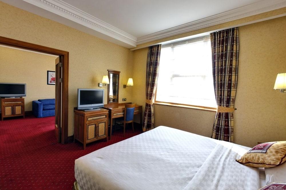 Grange Bracknell Hotel Экстерьер фото