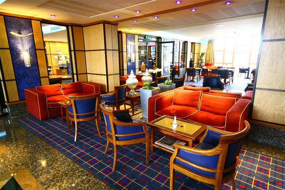 Grange Bracknell Hotel Экстерьер фото