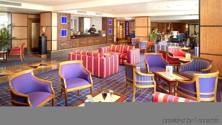 Grange Bracknell Hotel Ресторан фото