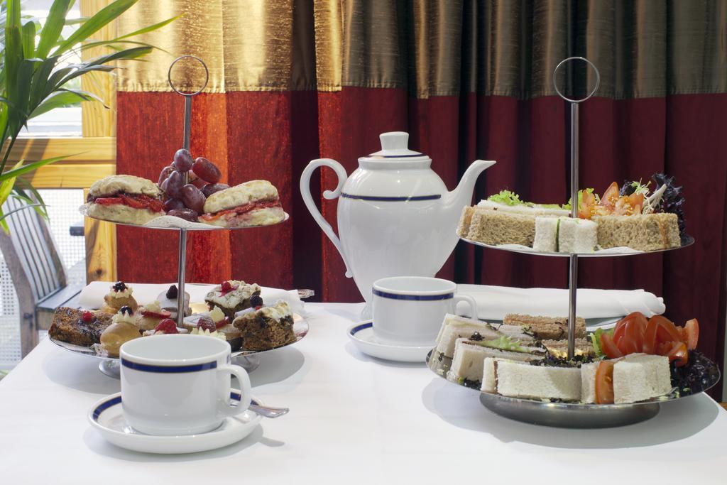 Grange Bracknell Hotel Экстерьер фото