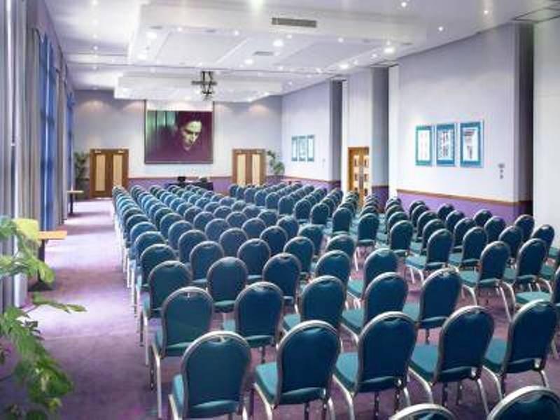 Grange Bracknell Hotel Экстерьер фото