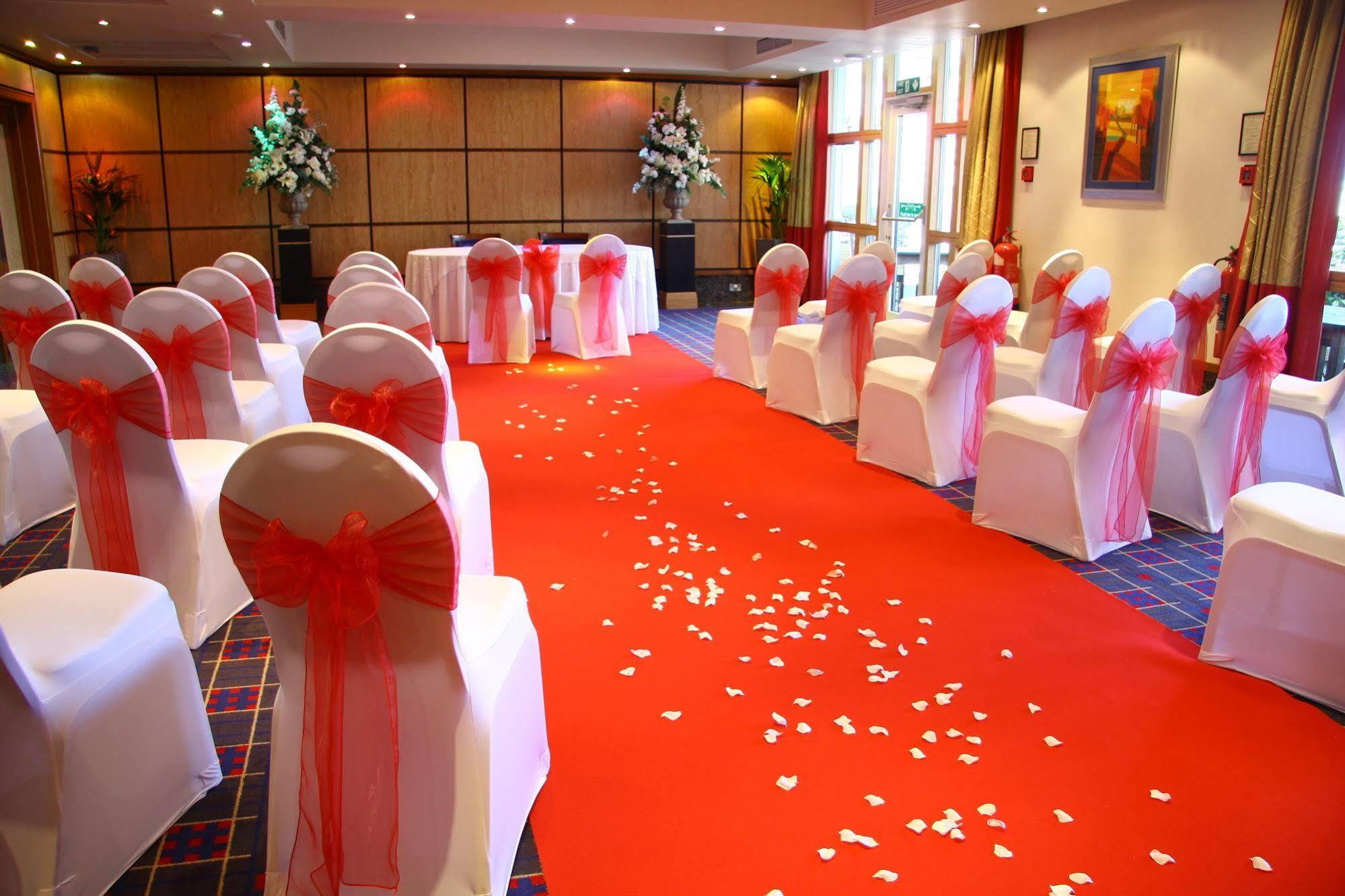 Grange Bracknell Hotel Экстерьер фото
